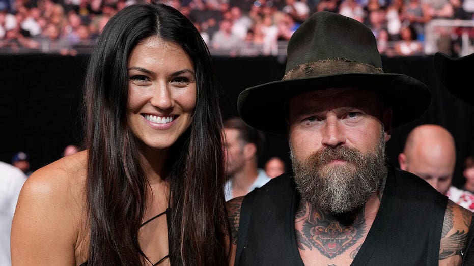 zac-brown-granted-temporary-restraining-order-against-estranged-wife:-report