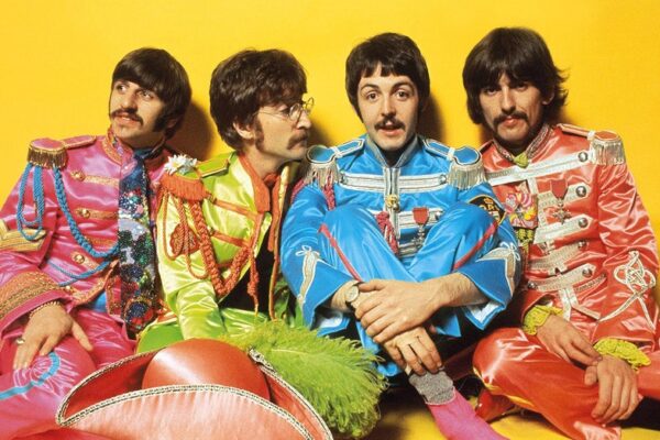 on-this-day-in-history,-june-1,-1967,-beatles-release-standout-‘sgt.-pepper’s-lonely-hearts-club-band’-album